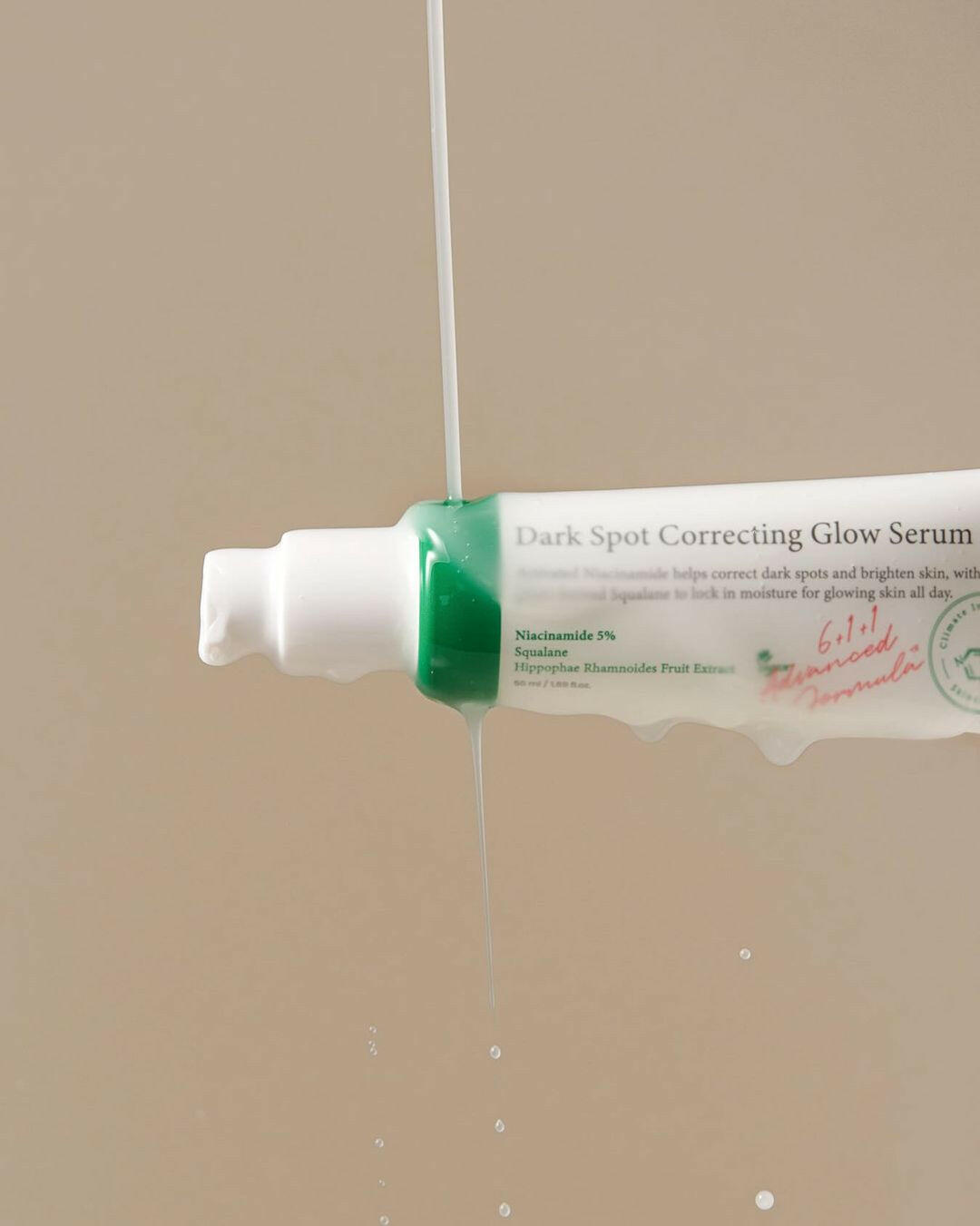 Dark Spot Correcting Glow Serum.