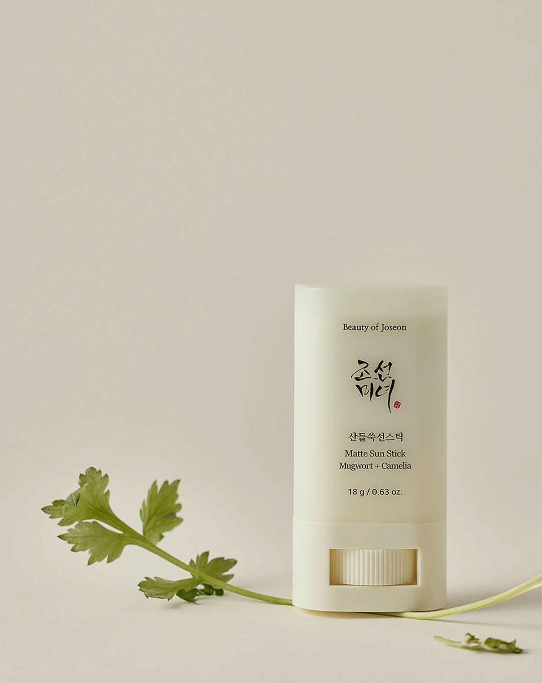 Matte Sun Stick : Mugwort+Camelia SPF50 PA++++.