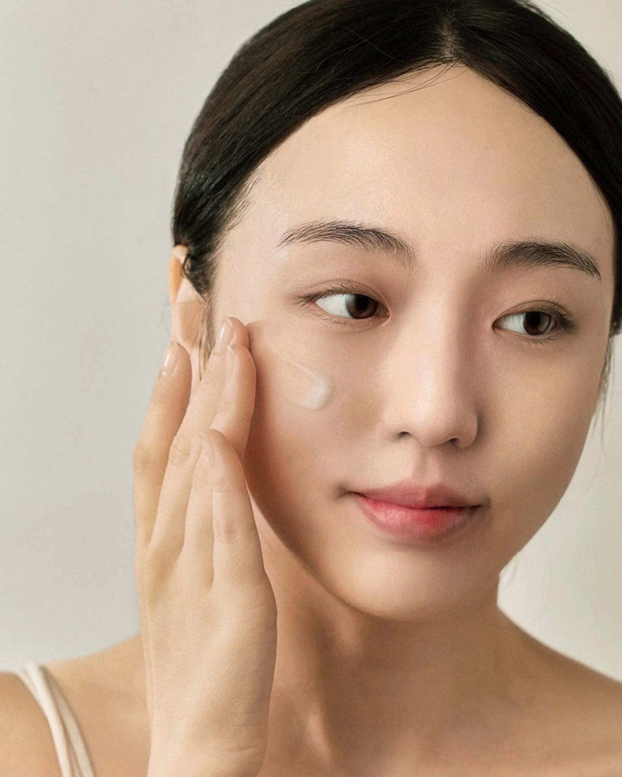Light On Serum : Centella + Vita C.