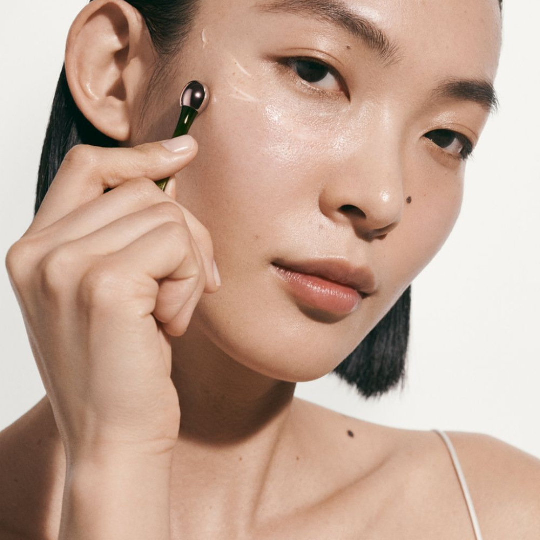 Rodillo masajeador de ojos