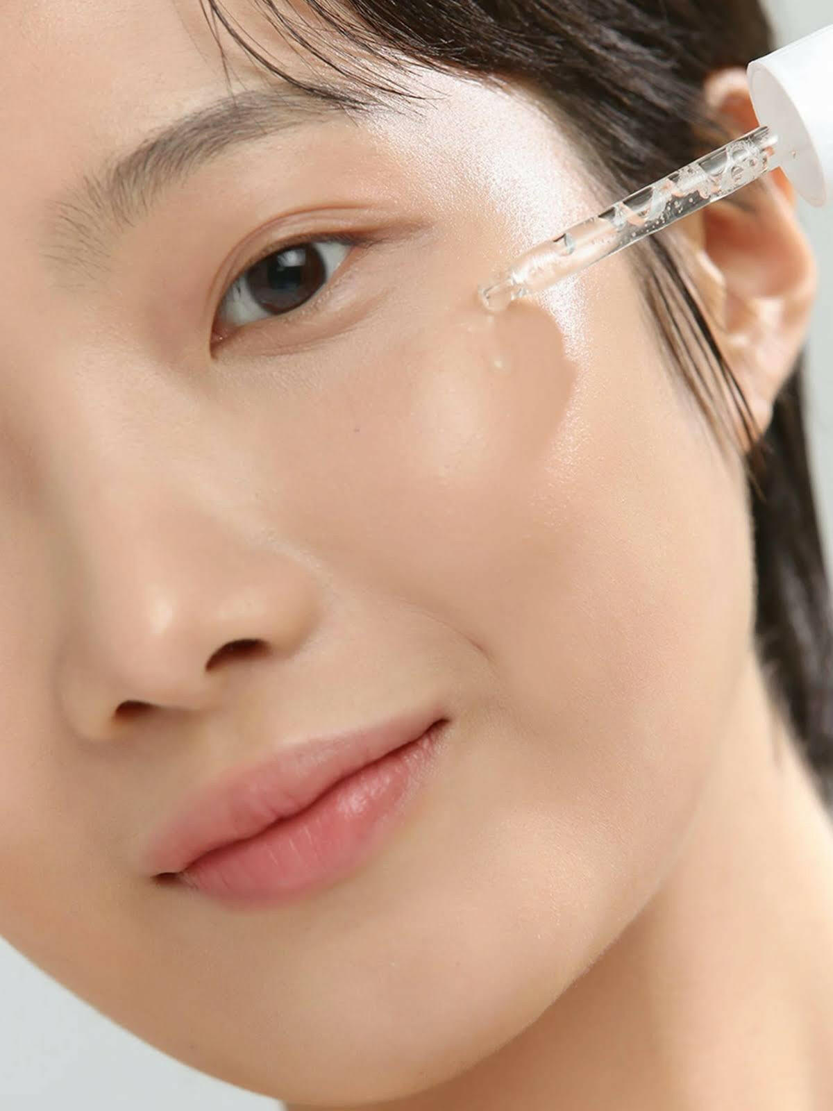 Glow Deep Serum Rice and Alpha-Arbutin.