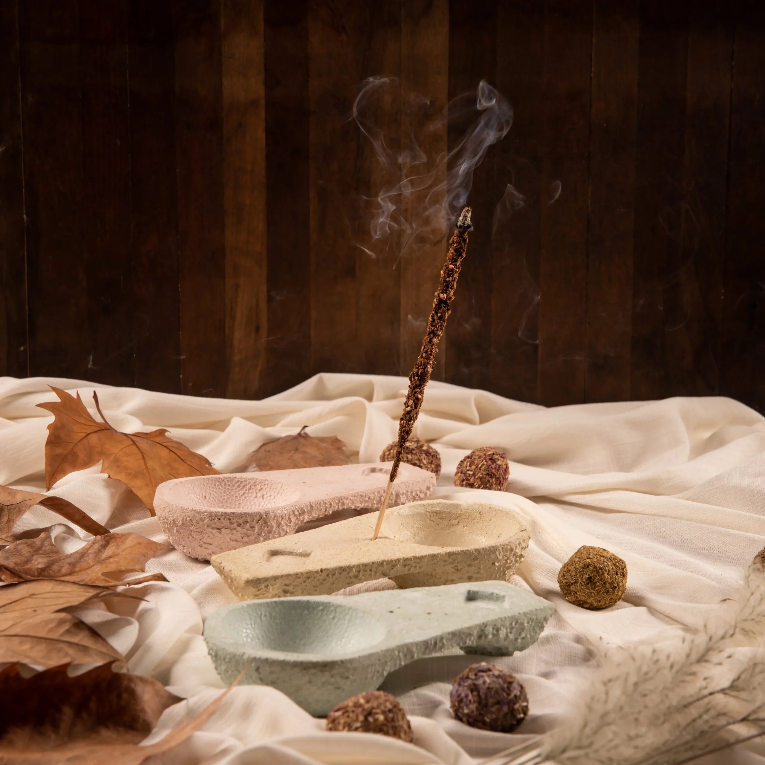 Sahumador de Cemento Colores · Sagrada Madre